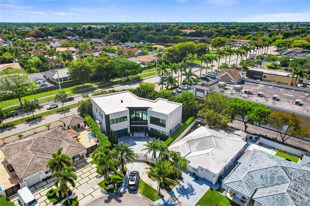 15712 SW 69th Lane, Miami, FL 33193
