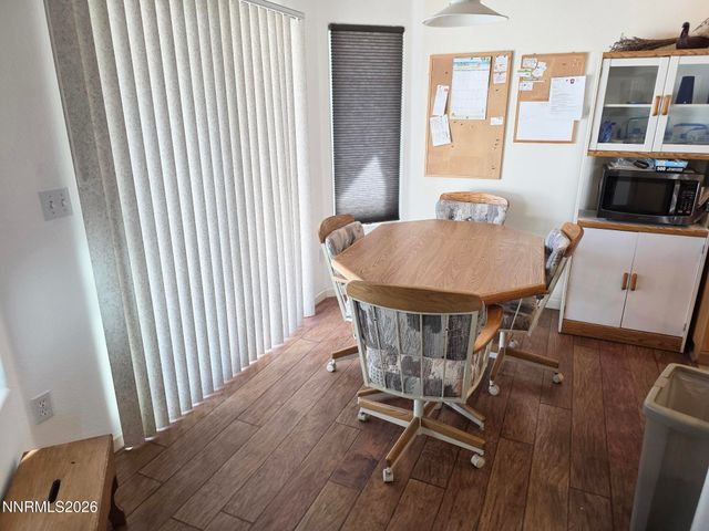652 Jennys Lane, Fernley, NV 89408