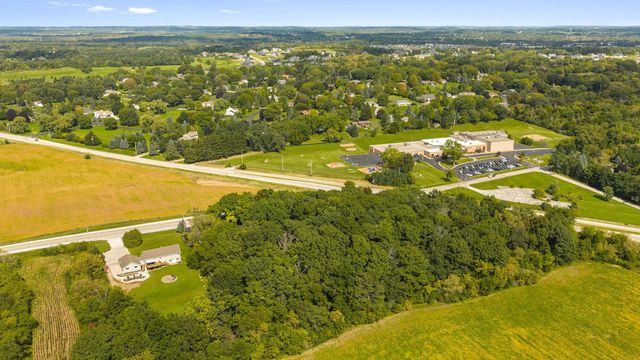 N55W26675 Lisbon ROAD, Sussex, WI 53089