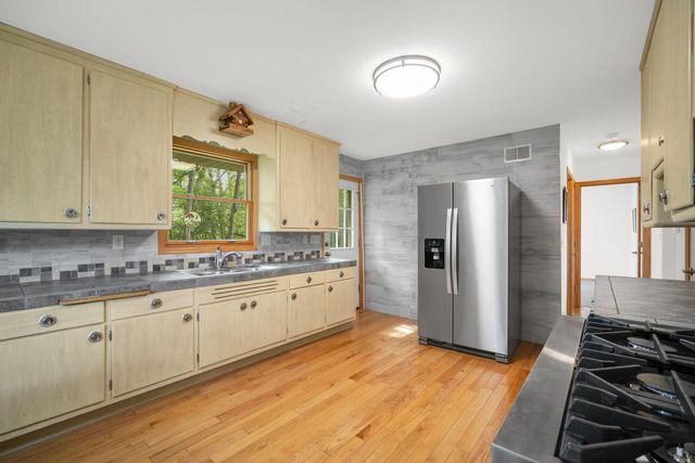 N55W26675 Lisbon ROAD, Sussex, WI 53089