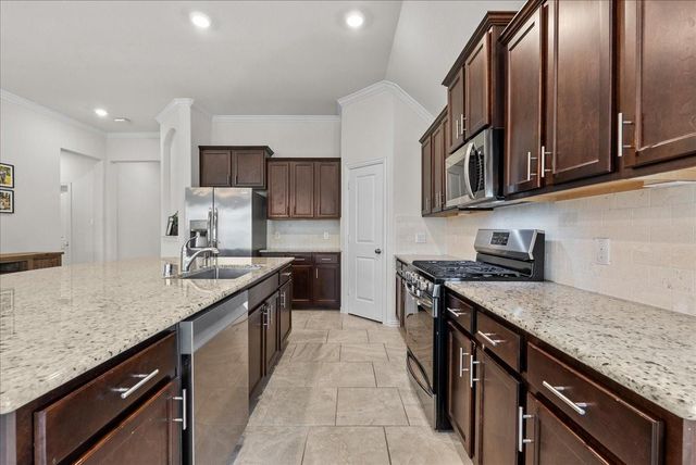 328 Woodway Drive, League City, TX 77573