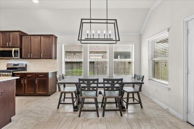 328 Woodway Drive, League City, TX 77573