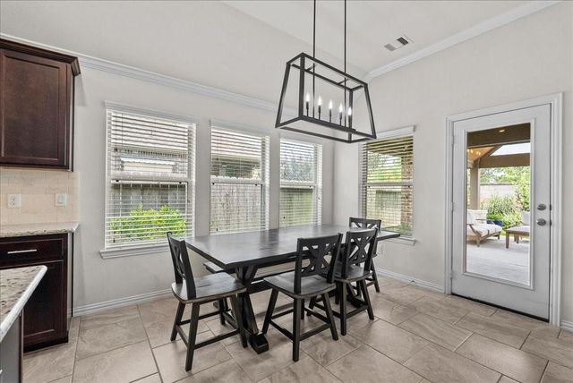 328 Woodway Drive, League City, TX 77573