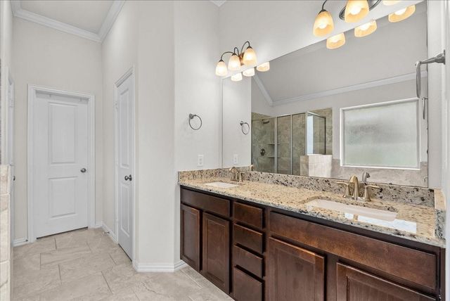 328 Woodway Drive, League City, TX 77573