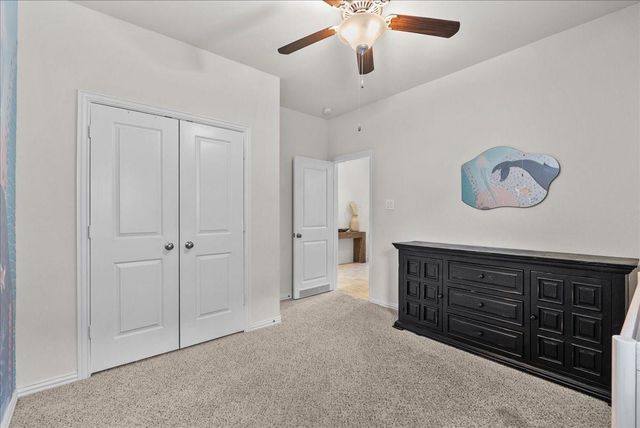 328 Woodway Drive, League City, TX 77573