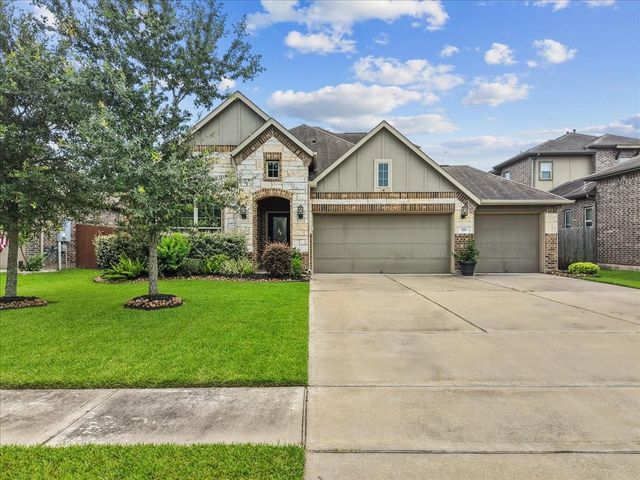 328 Woodway Drive, League City, TX 77573