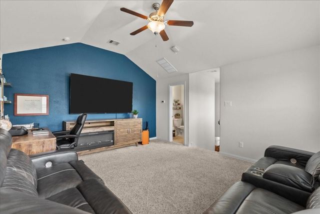 328 Woodway Drive, League City, TX 77573