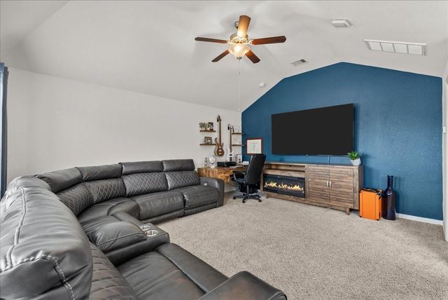 328 Woodway Drive, League City, TX 77573