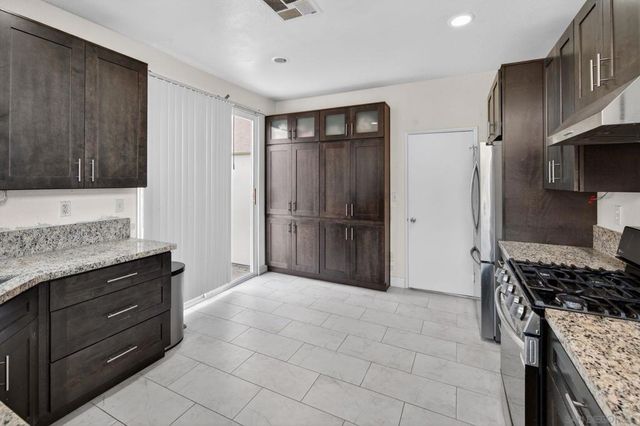10964 Caminito Arcada, San Diego, CA 92131
