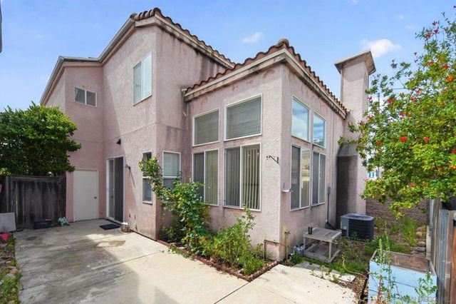 10964 Caminito Arcada, San Diego, CA 92131