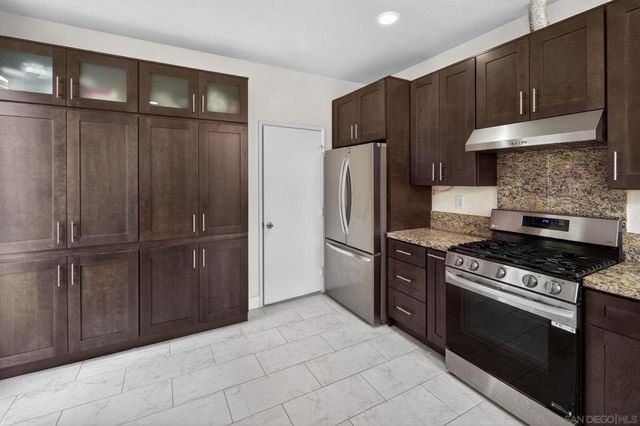 10964 Caminito Arcada, San Diego, CA 92131