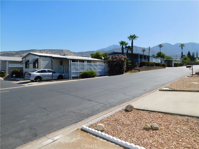 35218 Fir Avenue 6, Yucaipa, CA 92399