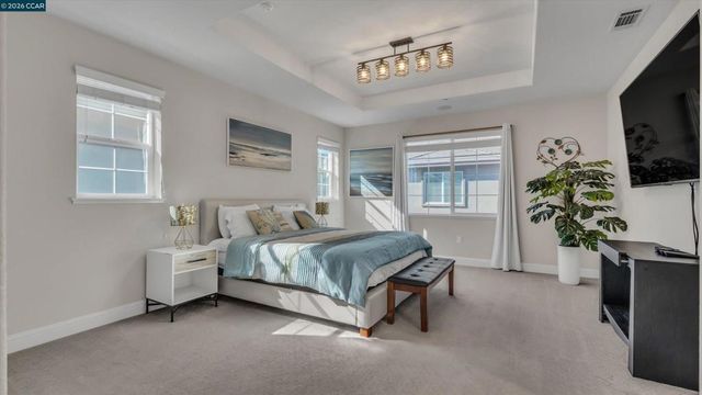 3025 Aragon Dr, Pittsburg, CA 94565