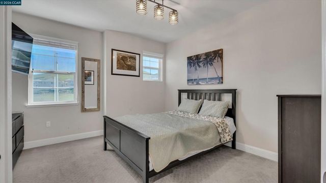 3025 Aragon Dr, Pittsburg, CA 94565