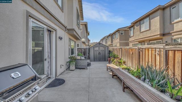 3025 Aragon Dr, Pittsburg, CA 94565