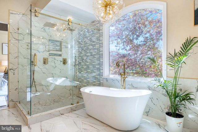 23333 FOUR CHIMNEYS LN, Middleburg, VA 20117