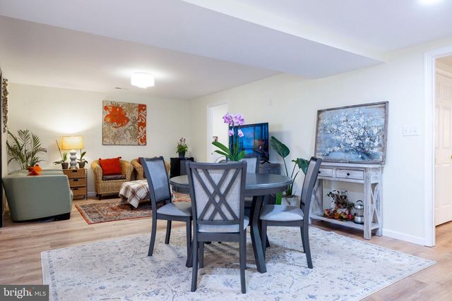 23333 FOUR CHIMNEYS LN, Middleburg, VA 20117