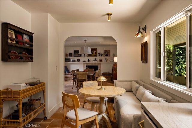1096 Tulare, Costa Mesa, CA 92626