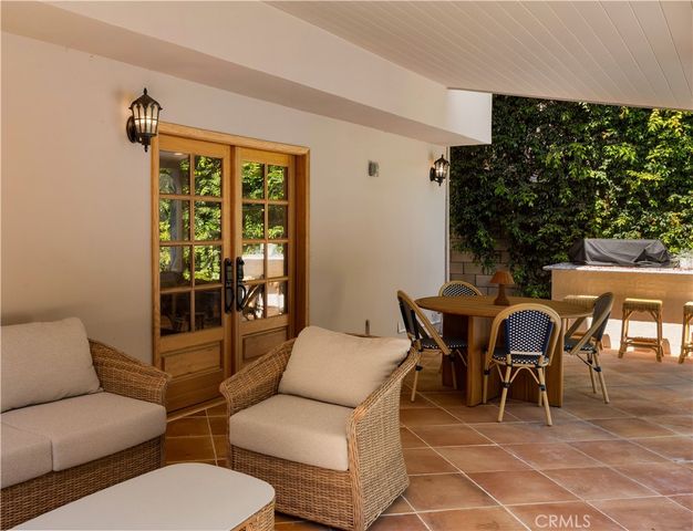 1096 Tulare, Costa Mesa, CA 92626
