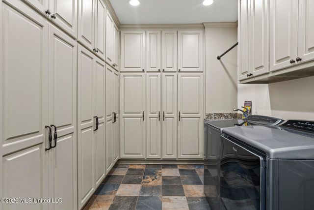 5134 Canton Heights Drive, Jackson, MS 39211