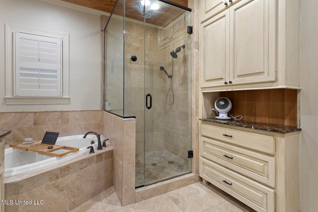 5134 Canton Heights Drive, Jackson, MS 39211