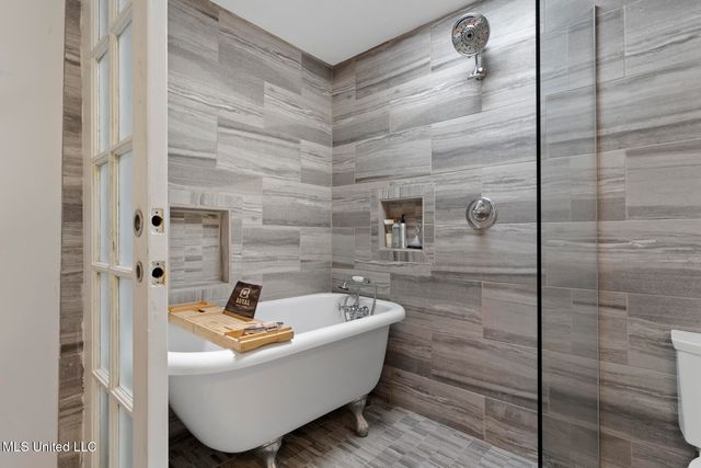 5134 Canton Heights Drive, Jackson, MS 39211