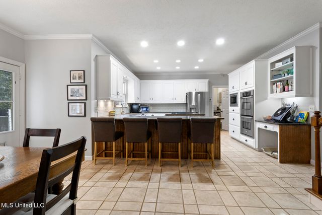 5134 Canton Heights Drive, Jackson, MS 39211