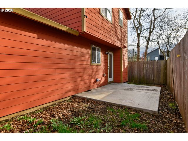 3223 Se 122ND Ave, Portland, OR 97236