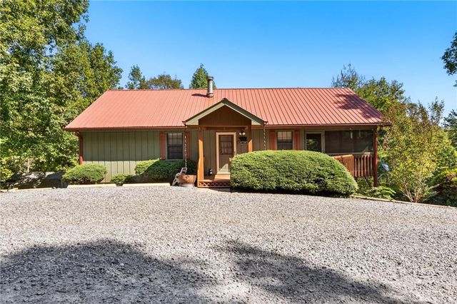 138 Oakwood Trail, Mineral Bluff, GA 30559