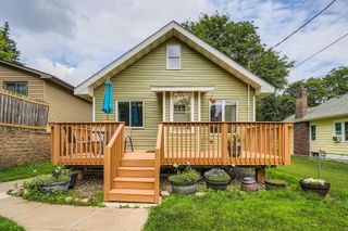 1076 Wilson Avenue, Saint Paul, MN 55106