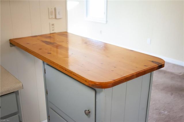 146 Lynnhaven DR, Hampton, VA 23666