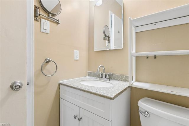 146 Lynnhaven DR, Hampton, VA 23666