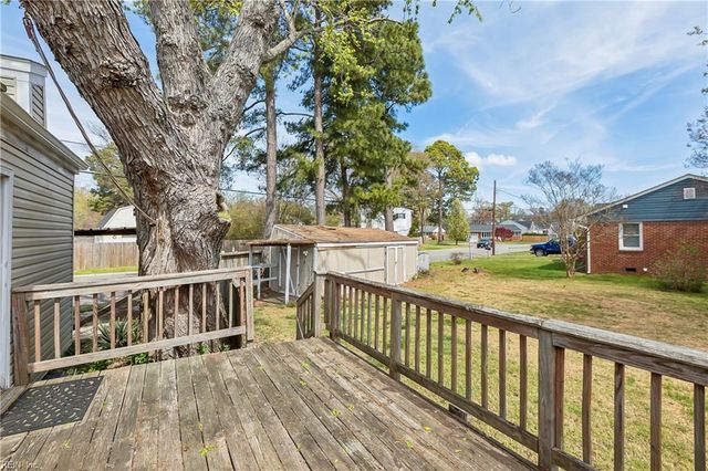 146 Lynnhaven DR, Hampton, VA 23666