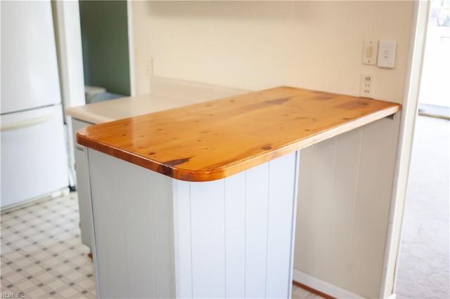 146 Lynnhaven DR, Hampton, VA 23666