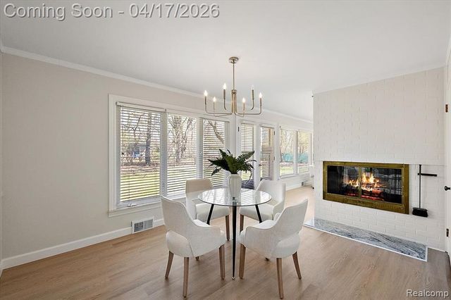 32430 Nottingham Knolls, Farmington Hills, MI 48334