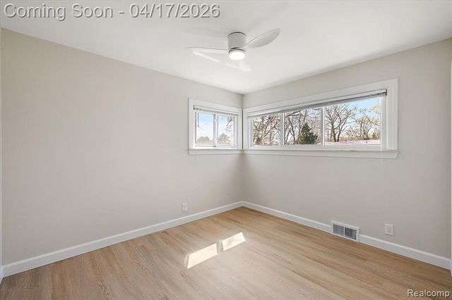 32430 Nottingham Knolls, Farmington Hills, MI 48334