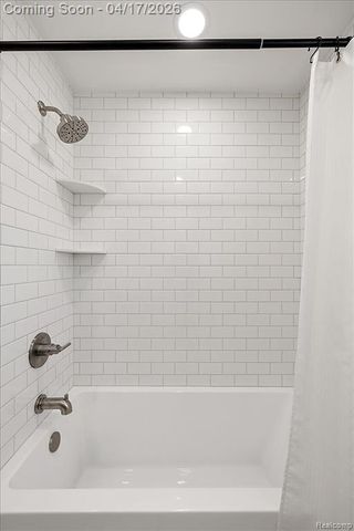 32430 Nottingham Knolls, Farmington Hills, MI 48334