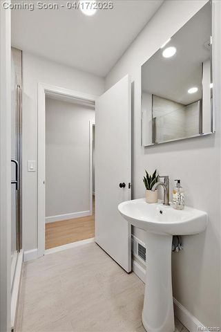 32430 Nottingham Knolls, Farmington Hills, MI 48334