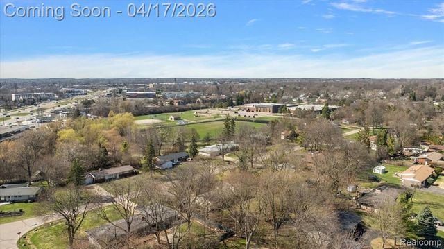 32430 Nottingham Knolls, Farmington Hills, MI 48334