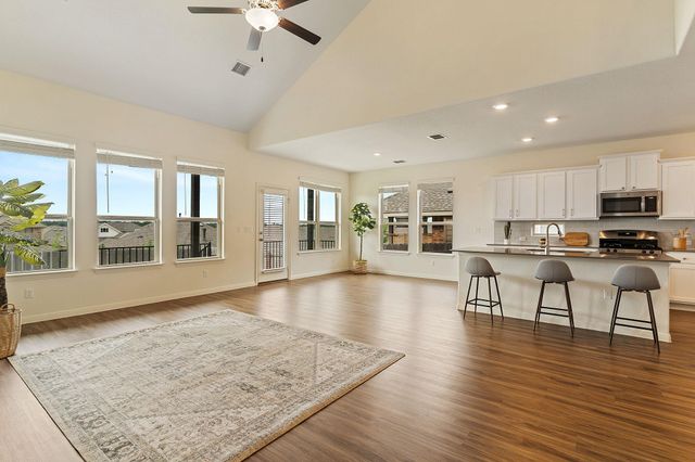 607 Allende BND, Austin, TX 78748