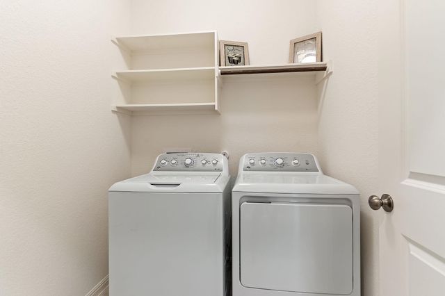 607 Allende BND, Austin, TX 78748