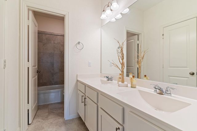 607 Allende BND, Austin, TX 78748