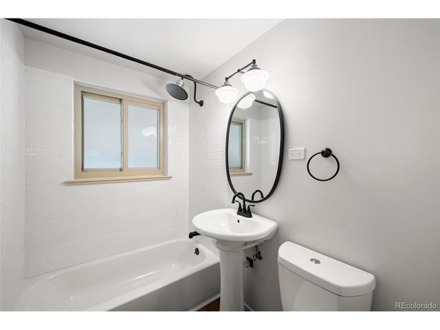 1380 S Alcott St, Denver, CO 80219