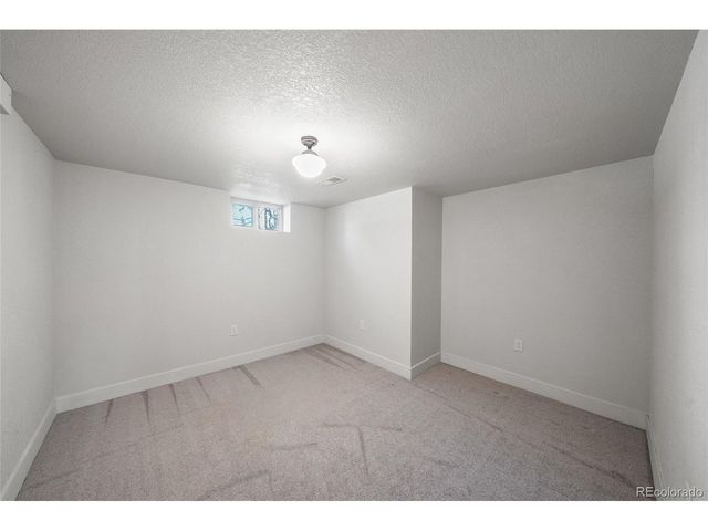 1380 S Alcott St, Denver, CO 80219