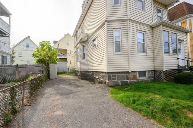75 Shepton, Boston, MA 02124