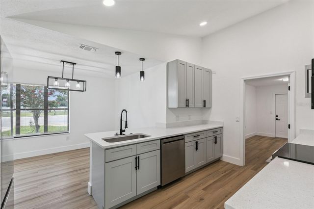 9007 NOTCHWOOD COURT, Orlando, FL 32825
