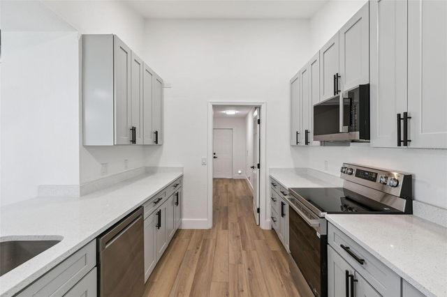 9007 NOTCHWOOD COURT, Orlando, FL 32825