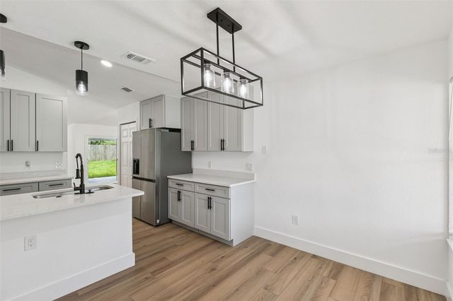 9007 NOTCHWOOD COURT, Orlando, FL 32825
