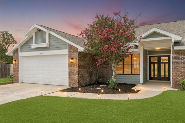 9007 NOTCHWOOD COURT, Orlando, FL 32825
