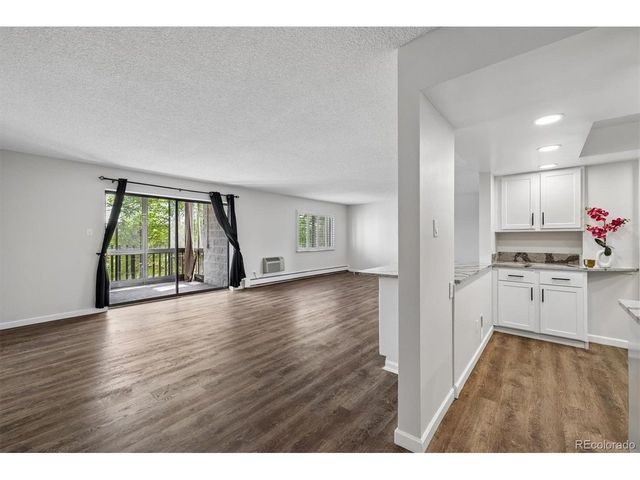 14300 E Marina Dr 102, Aurora, CO 80014